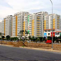 Chỉ nên siết tín dụng BĐS cao cấp?