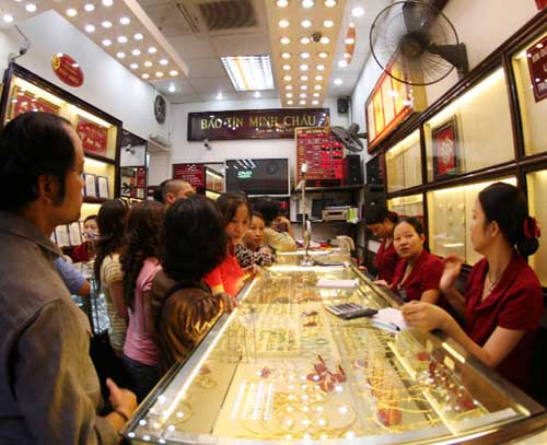 "Giá vàng có thể sẽ giảm đầu tháng 8" 
