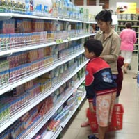 Sữa trong nước: Chơi không đẹp! 
