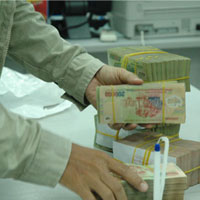 Thanh lọc ngân hàng yếu kém 