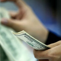 Giá USD ngân hàng tăng kịch trần 