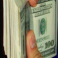 USD tự do đột ngột tăng vọt 