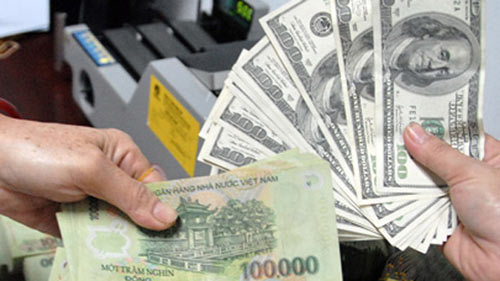 Những “chiêu” mua bán USD tự do 