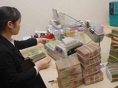 Cần nới lỏng chính sách tiền tệ 