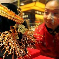 Vàng thoát đà giảm