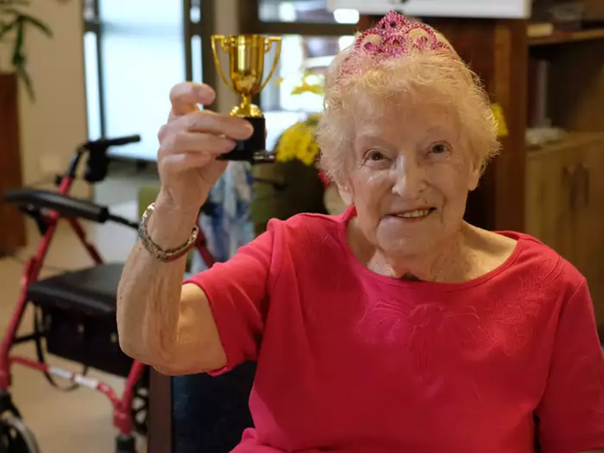 3 bí quyết sống khỏe của người phụ nữ 106 tuổi