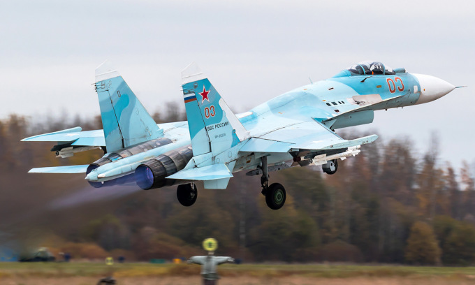 Nga có thể từng suýt bắn hạ trinh sát cơ Anh gần Ukraine