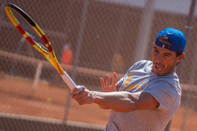 HLV Toni: ‘Nadal cần lá thăm may mắn’