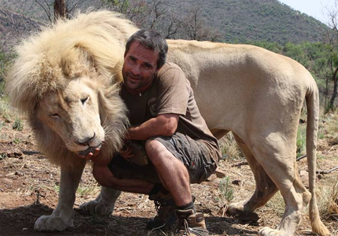  Cứu tinh của sư tử châu Phi 