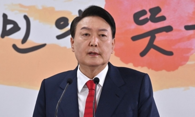 Tổng thống đắc cử Hàn Quốc bắt đầu nhiệm kỳ vào đêm nay