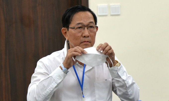 Vì sao cựu thứ trưởng Y tế Cao Minh Quang được đề nghị án nhẹ hơn cấp dưới?