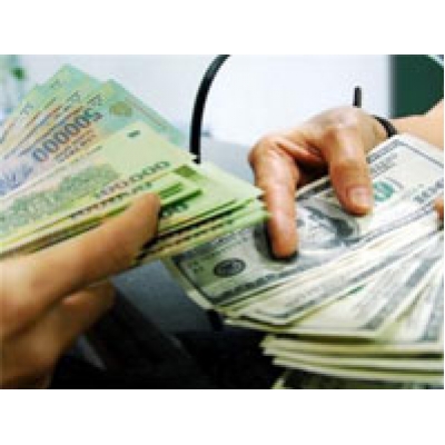 Thấy gì từ thông điệp hạ trần lãi suất huy động xuống 13%?