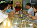 Giá vàng xoay quanh ngưỡng 42,7 triệu đồng