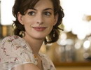 Anne Hathaway biến đổi liên tục trong 'One Day'