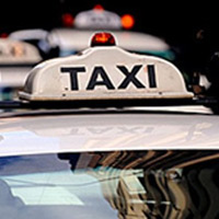 Tài xế taxi kể chuyện "bay đêm"