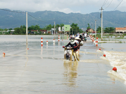  Miền Trung đối mặt với cơn lũ mới  