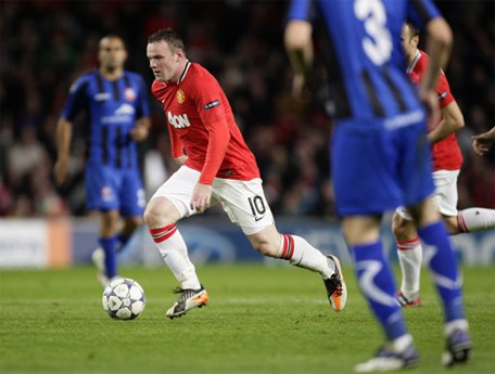 Rooney đưa MU lên ngôi đầu bảng Champions League