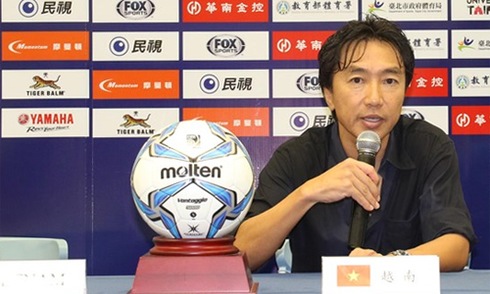 HLV Miura: ‘Vòng loại World Cup khác xa V-League’