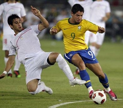  Tuyển Brazil lại ra oai khi đấu giao hữu 