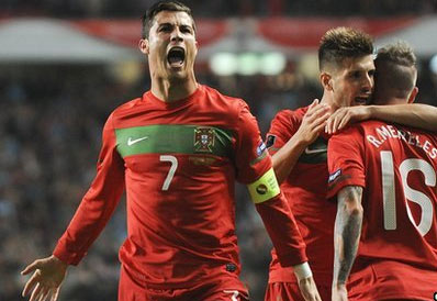 Ronaldo giúp Bồ Đào Nha đoạt vé vớt Euro 2012