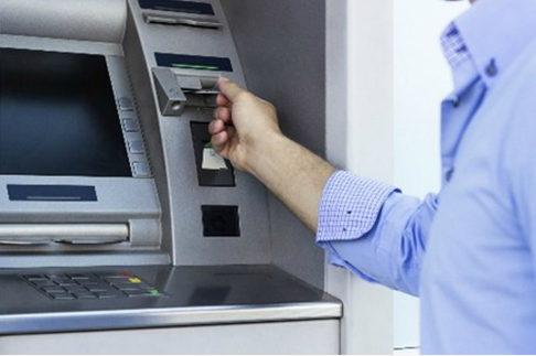 Chủ thẻ mất 116 triệu đồng ở ATM từ chối nhận tạm ứng một nửa