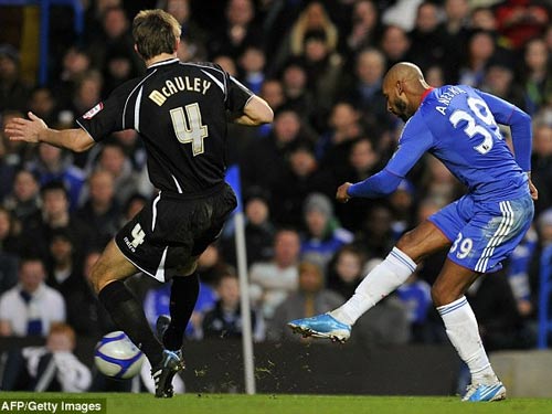 FA Cup: Chelsea “hủy diệt” Ipswich Town