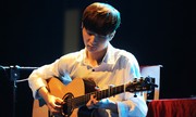 Thần đồng guitar Sungha Jung tái ngộ khán giả Việt