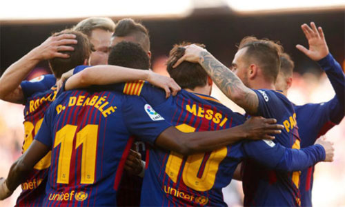 Barca chỉ cần 16 điểm từ chín vòng cuối để vô địch La Liga