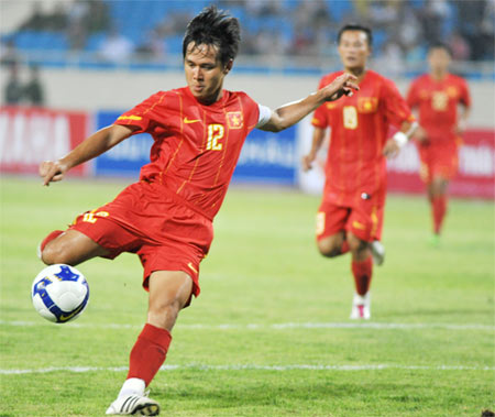 Calisto: 'Việt Nam không cần phải vô địch VFF Cup'  