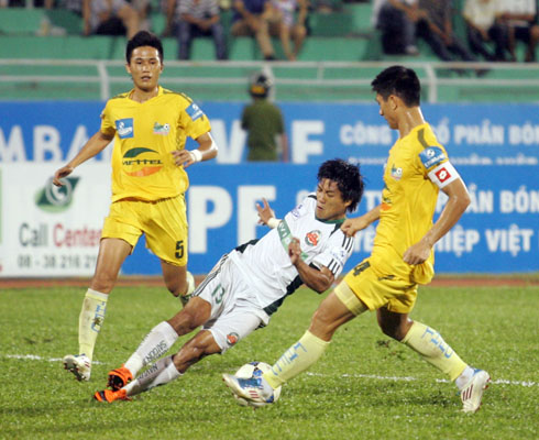 Truyền thông quốc tế lại bất ngờ với bàn thắng ở V-League