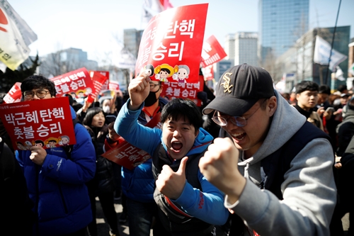 Tổng thống Hàn Quốc Park Geun-hye bị phế truất