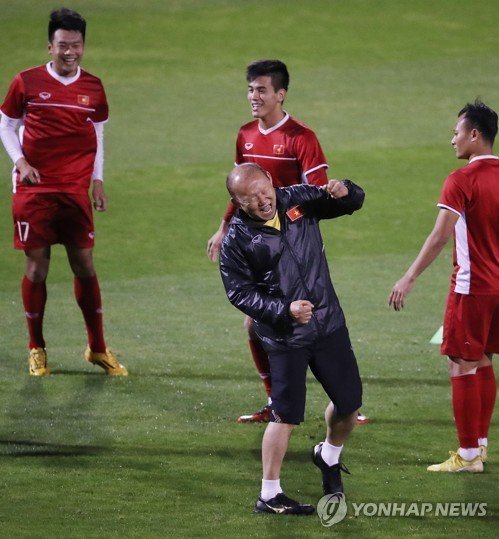 Báo Hàn: Tuyển Việt Nam đấu Iraq quyết định vé vòng 16 Asian Cup