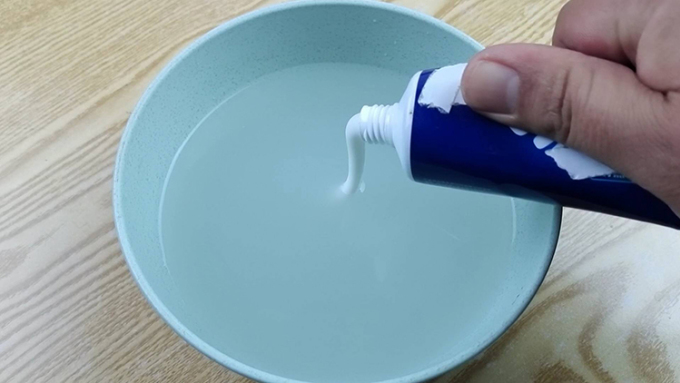 Công dụng của kem đánh răng hòa nước vo gạo